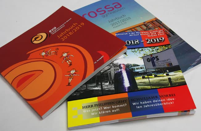 Jahrbücher & Jahresberichte online drucken lassen